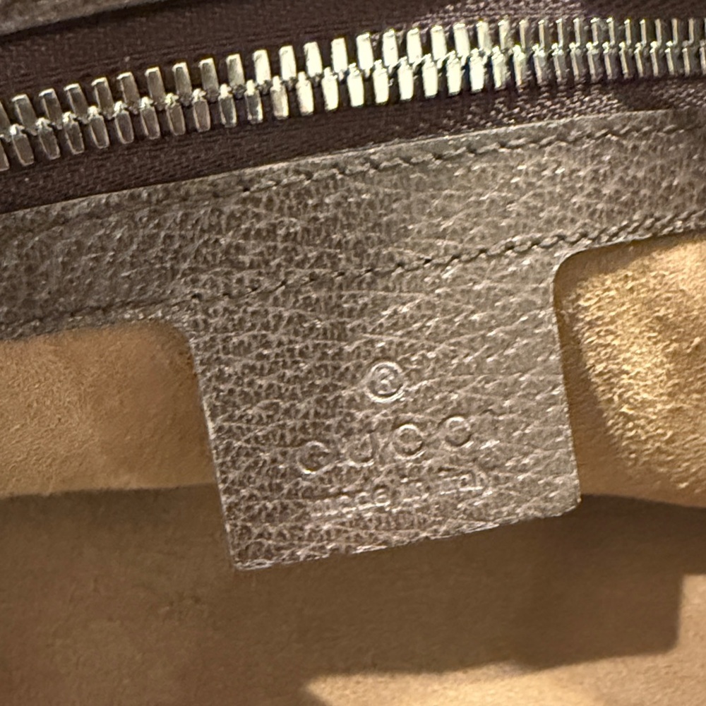 Gucci GG Supreme Monogram Tian Vertical Tote - Picture 10 of 11